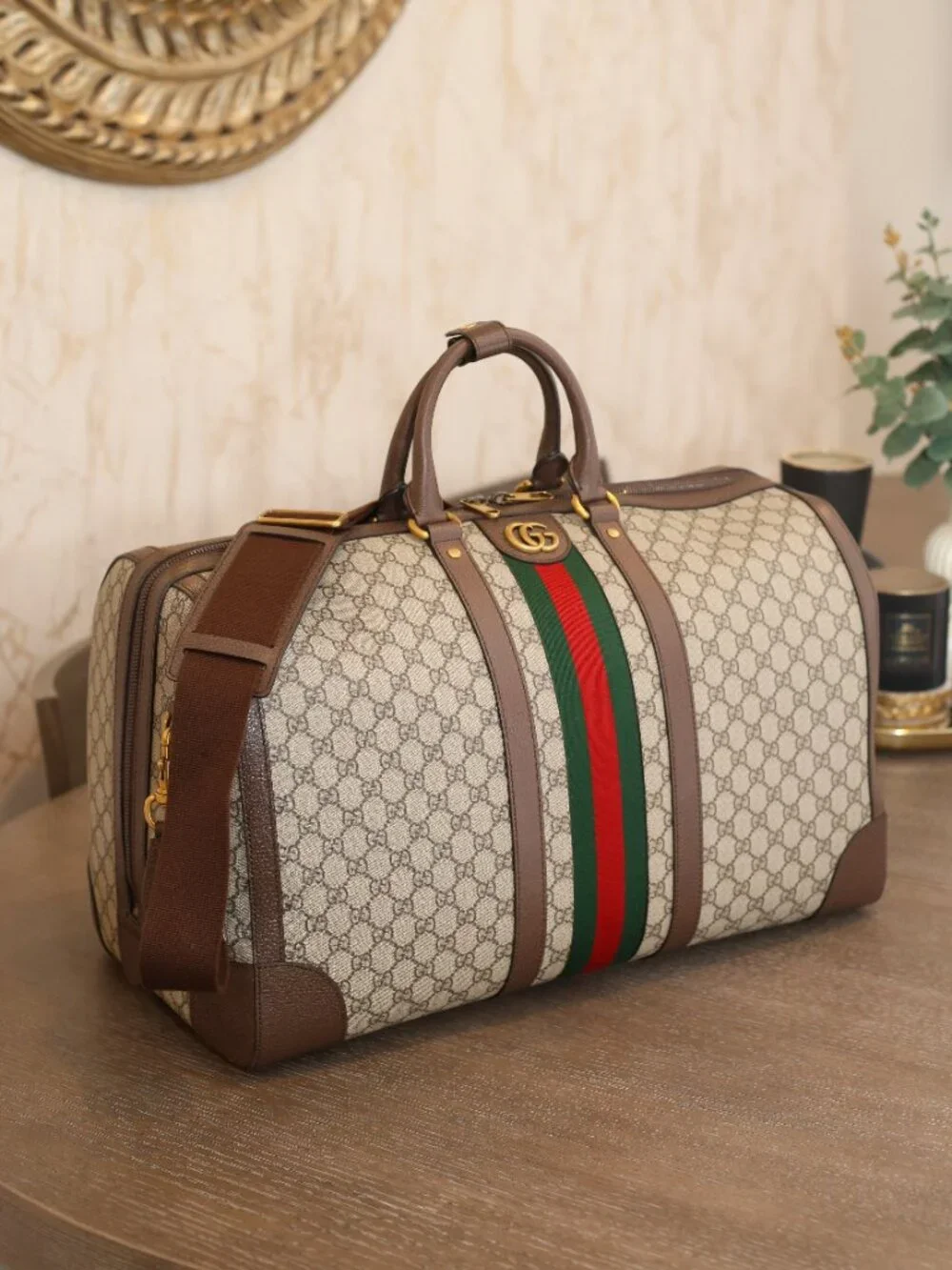 Gucci travel timeless